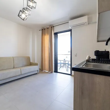 ベッド・アンド・ブレックファスト Ns