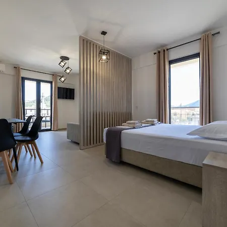 Ns Bed & Breakfast 3*