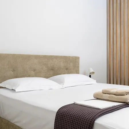 ベッド・アンド・ブレックファスト Ns