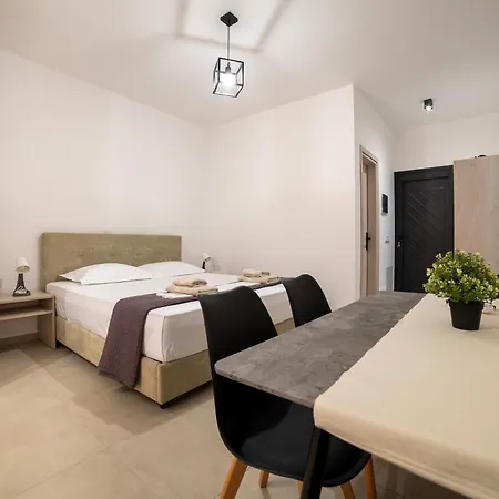 Ns Bed & Breakfast 3*